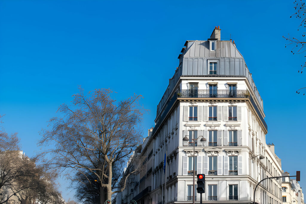 Travaux de rénovation de maison à Paris : Guide complet